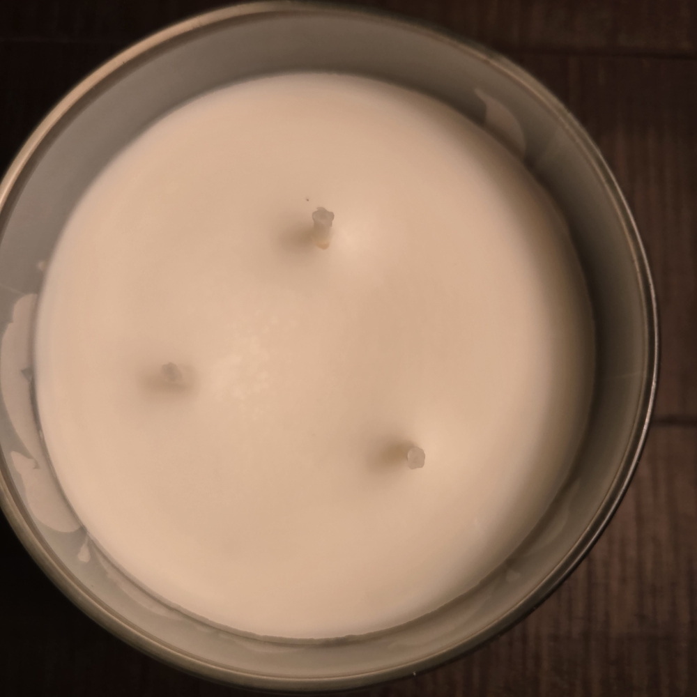 Bath & Body Works TROPIDELIC 3 Wick Candle - Picture 2 of 3